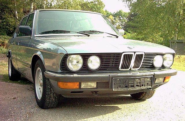 640px-bmw_525i_e28_01