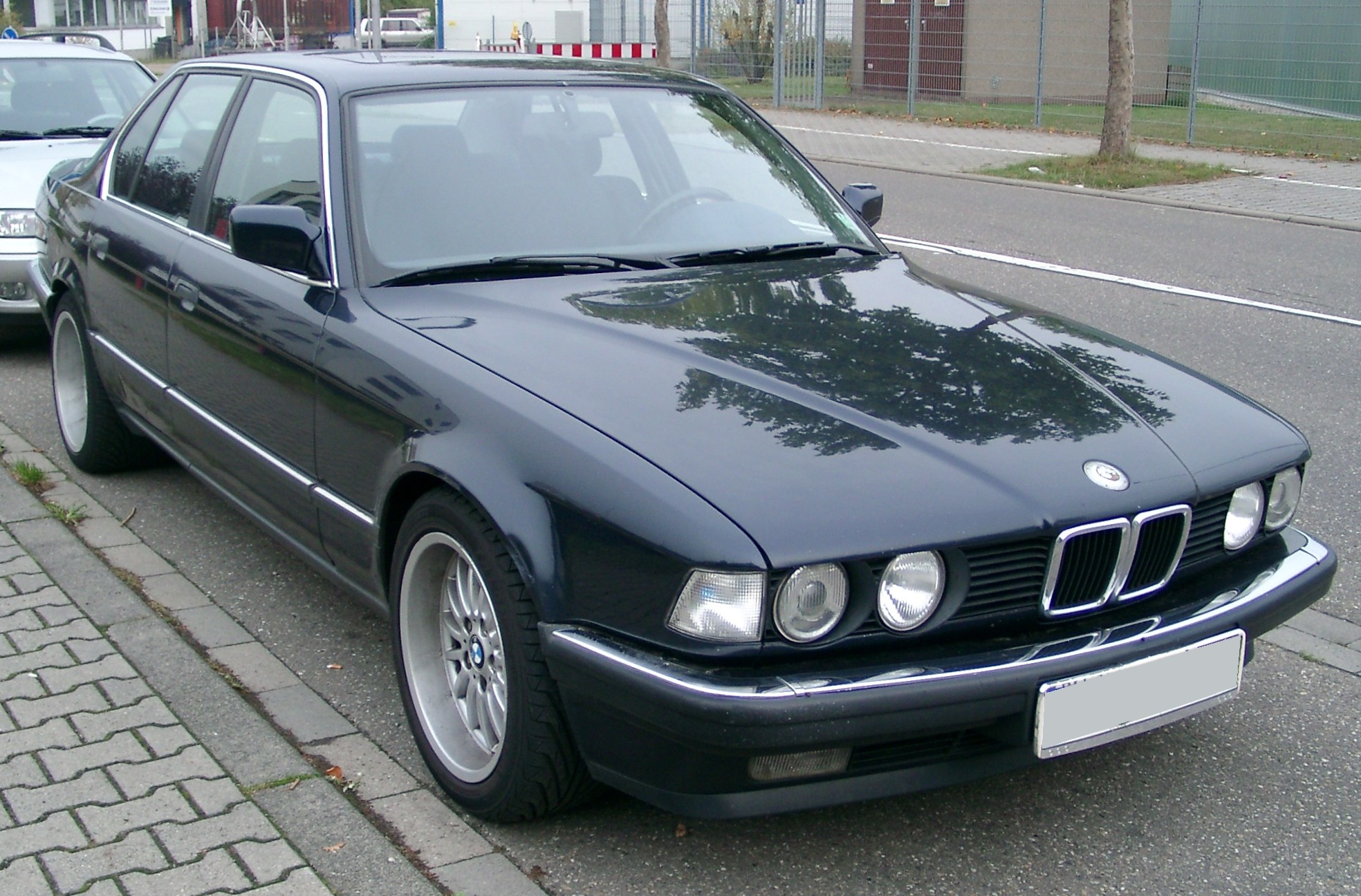 bmw_e32_front_20070928