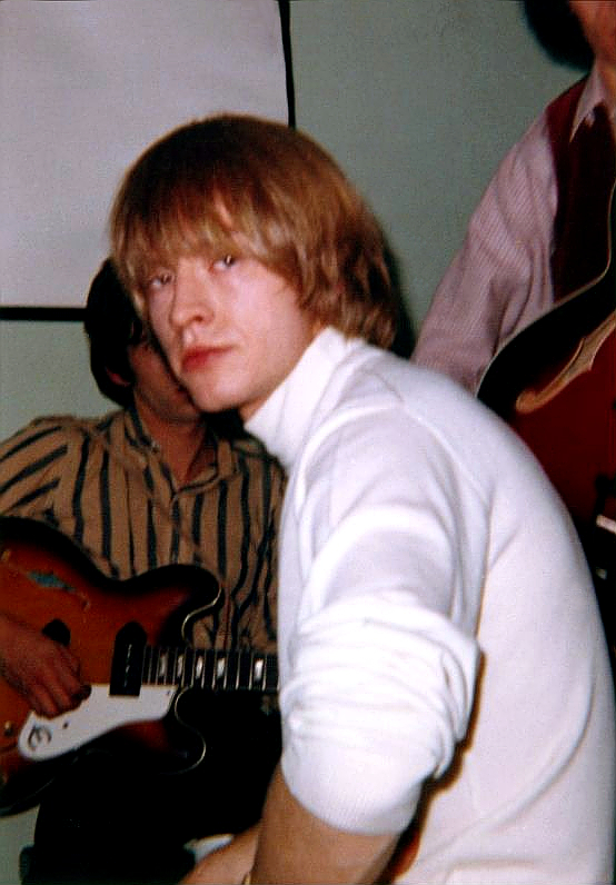 Brian_Jones_1965