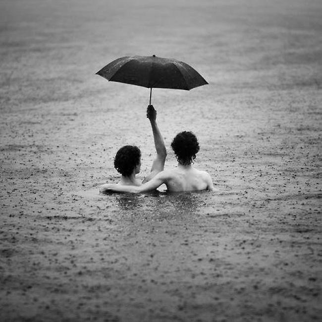 © Aliza Razell