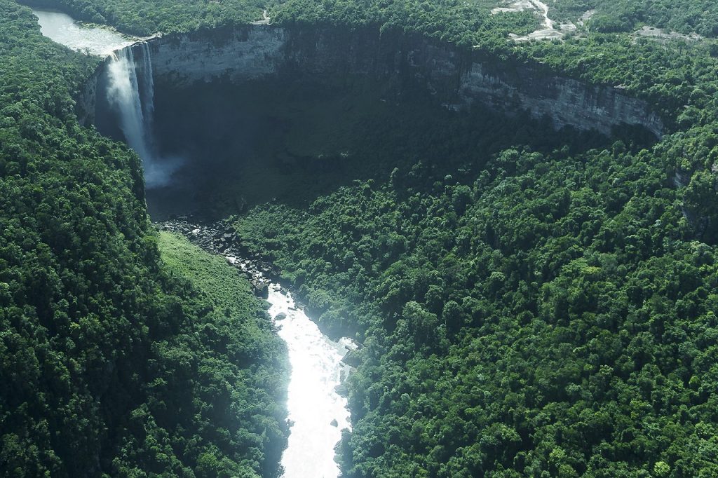 Kaieteur_Falls,