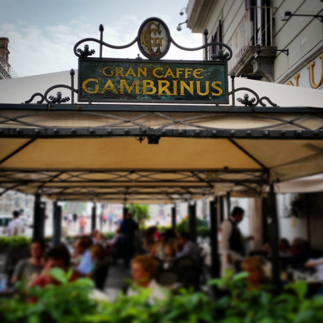 "Gran Caffè Gambrinus #napoli #city #ita" (CC BY-SA 2.0) by Antonio Manfredonio