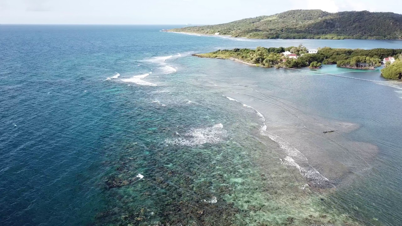 Roatán: Česká dedina, ktorá sa nachádza