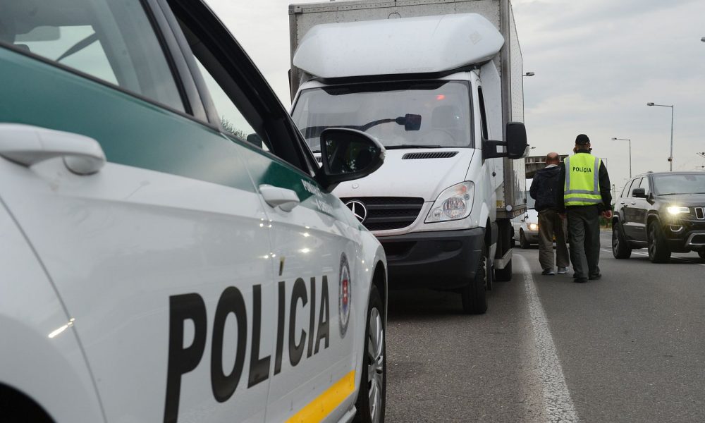 Ako prebieha cestná policajná kontrola?