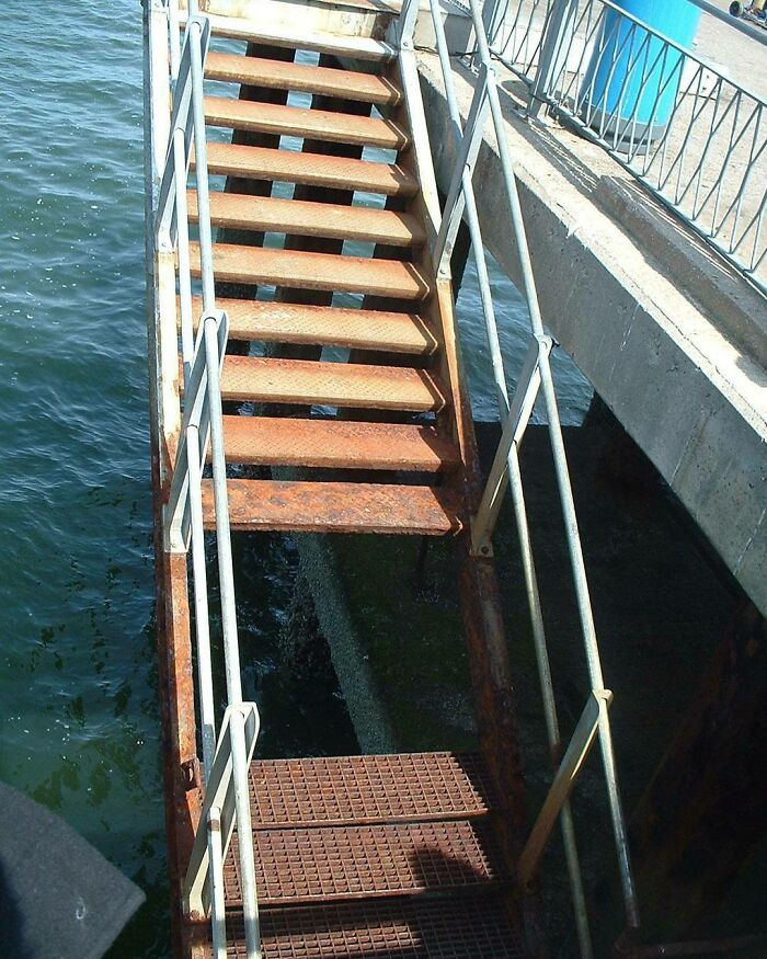 práca
