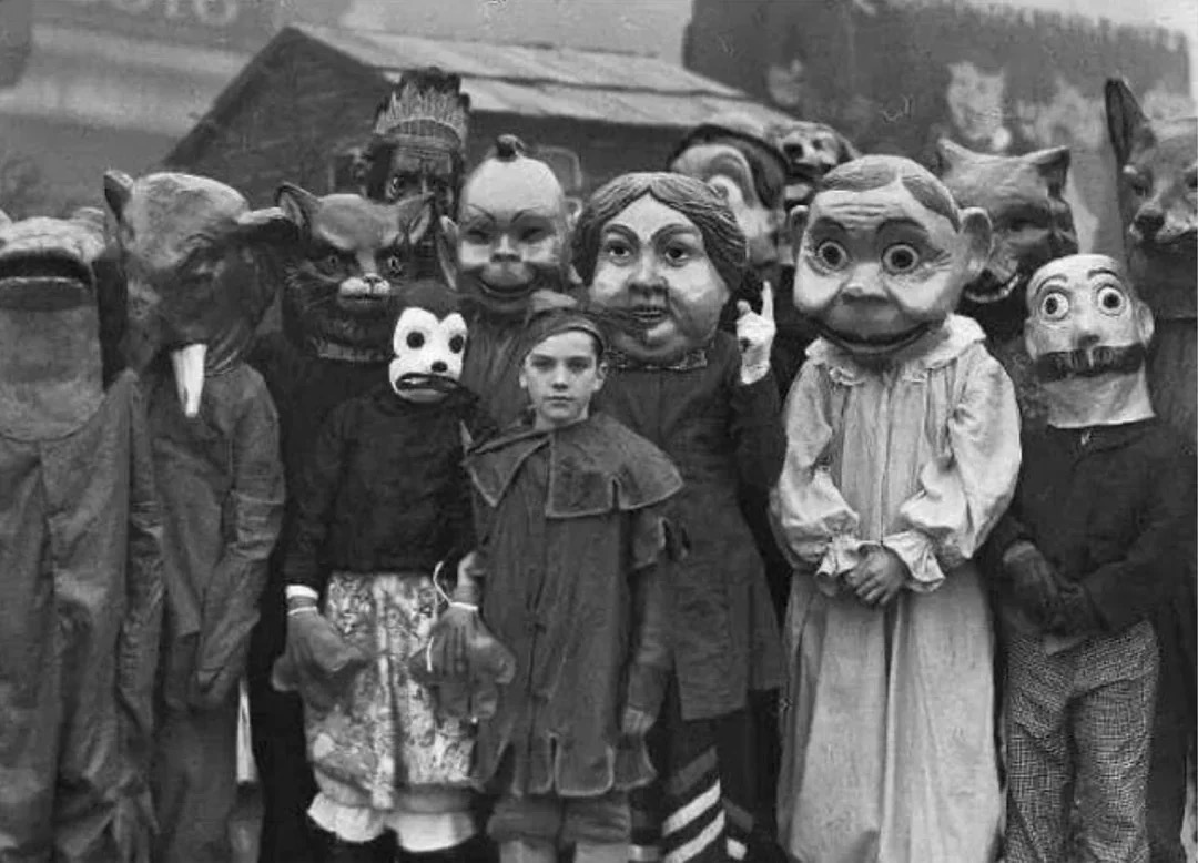 znepokojujúce historické fotografie