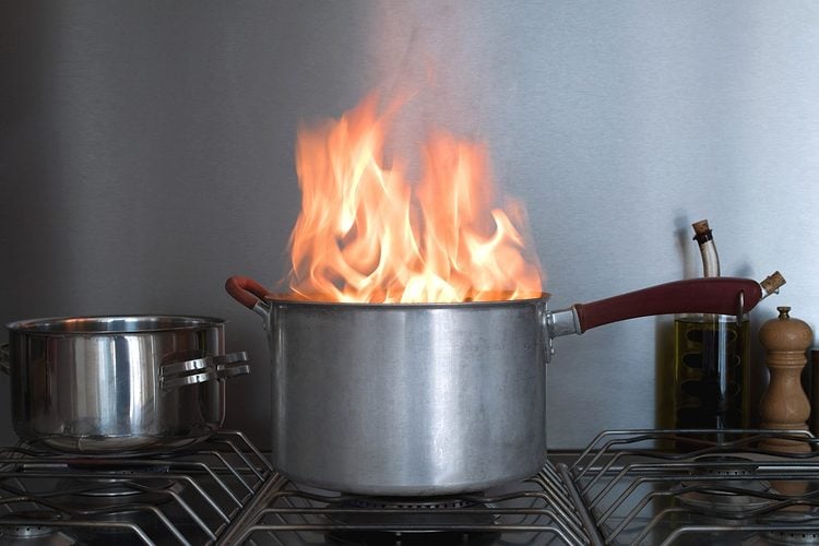 požiar v kuchyni